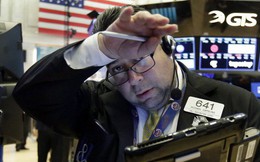 Chứng khoán Mỹ chứng kiến tình trạng bán tháo dữ dội, Dow Jones mất hơn 600 điểm