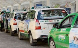 "Cởi trói" cho taxi truyền thống để cạnh tranh công bằng với Grab