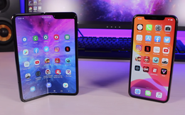 Thâm ý của Samsung khi công bố giá Galaxy Fold tại Việt Nam đúng ngày iPhone 11 mở bán: "iPhone không còn cao cấp nhất nữa đâu!"