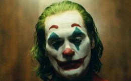 Joaquin Phoenix cực kỳ hài lòng khi cái kết của Joker khiến fan hâm mộ tranh cãi nảy lửa, với những giả thuyết điên rồ không tưởng