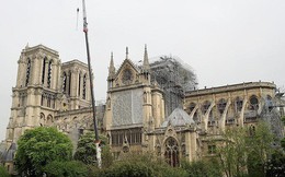 Bầu không khí Paris nhiễm độc chì sau vụ cháy Nhà thờ Đức Bà