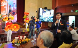 Ông Johnathan Hạnh Nguyễn nhận Huân chương lao động Hạng 2