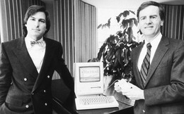 Cựu CEO Apple: Steve Jobs từng hỏi rằng tôi muốn bán nước ngọt cả đời hay cùng ông ấy thay đổi thế giới? Sống có mục đích chính là bí quyết thành công của Steve Jobs và Bill Gates