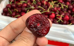 Người Việt được lợi mua cherry Mỹ giá rẻ vì chiến tranh Mỹ - Trung