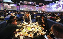Thương chiến hay kinh tế giảm tốc cũng không thể ngăn nổi ‘chiếc bụng đói’ của giới trẻ Trung Quốc, ngành nhà hàng sẽ sớm chạm mốc nghìn tỷ USD?