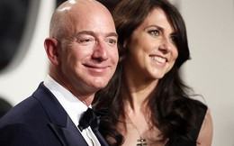 Tỷ phú Jeff Bezos và vợ ly dị sau 25 năm chung sống