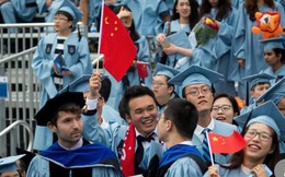Mỹ siết chặt "vòng vây": Du học sinh Trung Quốc hoang mang nỗi lo về hay ở lại?