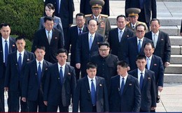 Cựu vệ sỹ Triều Tiên: Hàng rào bảo vệ ông Kim Jong Un đến con kiến cũng không lọt qua
