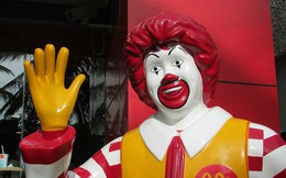 Thanh niên Úc tìm ra cách hack máy tự phục vụ của McDonald's để ăn burger miễn phí