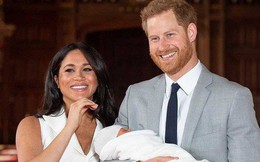 Sau nhiều đồn đoán, cuối cùng Meghan cũng chịu công bố giấy khai sinh của con trai đầu lòng, tiết lộ những thông tin vô cùng bất ngờ