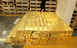 Giải mã nguyên nhân giá vàng vọt đỉnh, Bitcoin tăng "điên cuồng" lên 11000$