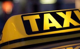 Gắn mào xe công nghệ: Lo ngại bùng phát 'taxi dù'