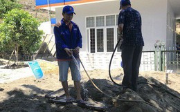 Cháy rừng ở Hà Tĩnh: Đổ cát, tưới nước lên nắp bể xăng hàng chục nghìn lít tránh cháy nổ
