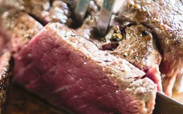 Thịt bò steak nhân tạo sẽ có mặt trên thị trường: Đột phá mới trở thành giải pháp cho người ăn chay vì không muốn sát sinh?