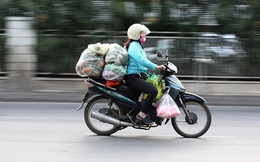 Hà Nội đề xuất cấm xe máy: Người dân lao động lo mất 'cần câu cơm’