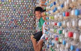 Ngôi nhà làm từ 6000 chai nhựa trên đảo Bé Lý Sơn ấn tượng mạnh với du khách