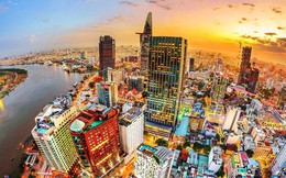 Kinh tế tăng trưởng - người Việt ôm tiền đầu tư cả bất động sản trong và ngoài nước