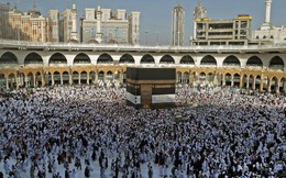 Hình ảnh hàng triệu người Hồi Giáo hành hương về Thánh địa Mecca