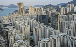 Cơn địa chấn Hong Kong, người dân hoảng loạn gom tiền mặt