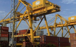 Bloomberg cảnh báo rủi ro nếu Việt Nam không đẩy nhanh tiến độ nâng cấp hạ tầng cảng