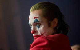 Joker bị chỉ trích vì chứa nhiều cảnh bạo lực, Warner Bros vội lên tiếng bênh vực "con cưng"!