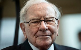 Warren Buffett chỉ ra sai lầm mà phần lớn chúng ta đều mắc phải khi dạy trẻ con về giá trị và đồng tiền