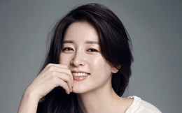 "Dae Jang Geum" Lee Young Ae: Từ tượng đài nhan sắc Hàn Quốc tới tin đồn là mẹ chồng “búp bê xứ Hàn” Han Chae Young