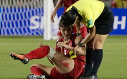 Hình ảnh đắt giá và xót xa nhất trận chung kết bóng đá nữ SEA Games 30: Đường đến vinh quang của các cô gái vàng Việt Nam có cả máu và nước mắt