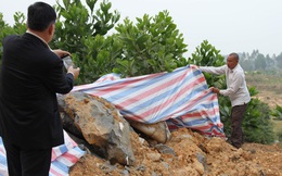 Vụ chôn trộm chất thải ở Sóc Sơn: Dân trình báo nhiều tháng nhưng chính quyền vào cuộc quá muộn