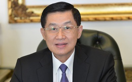 Sau khi góp 30 tỷ chống dịch và hạn mặn, 'Vua hàng hiệu' Johnathan Hạnh Nguyễn tiếp tục miễn phí mặt bằng rộng 5.000m2 làm khu cách ly tập trung