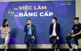 Giữa tranh cãi về ‘các ngành học vô dụng’, ‘ông trùm TikTok’ khuyên thật : Đừng để mạng xã hội dắt mũi, các bạn hãy học cách có tư duy độc lập!