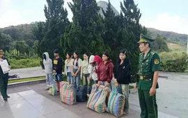 Trục xuất 9 người nước ngoài vượt biên trái phép vào Việt Nam