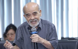 GS Đặng Hùng Võ: Tái thiết Vĩnh Hưng không chỉ là xây nhà, làm đường mà phải giải bài toán tạo ra tiền từ đô thị hóa