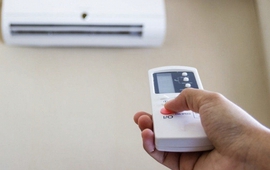 3 ĐỒ VẬT nhất định phải có trong phòng điều hòa ngày hè, vừa giúp bảo vệ cơ thể vừa tiết kiệm tiền điện