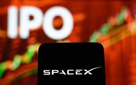 Đến cả nhân viên căng tin SpaceX cũng có thể thành triệu phú USD nhờ một chính sách đặc biệt