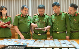 Công an Thanh Hóa triệt phá đường dây buôn lậu kim cương xuyên quốc gia: Thu giữ 1.100 viên kim cương