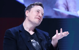 Elon Musk không còn là "tỷ phú nghìn tỷ USD": Tài sản giảm một nửa sau biến động của SpaceX và Tesla