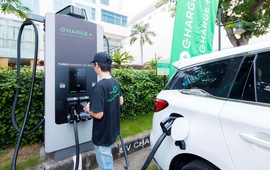 Nóng: Grab sắp đầu tư phát triển hơn 6.000 cổng sạc xe điện dùng chung