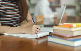 Sinh viên Việt Nam được miễn phí 1 năm dịch vụ sau
