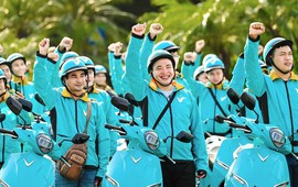 Hãng taxi của ông Phạm Nhật Vượng có thể mua 5 triệu xe VinFast: Lượng ô tô bằng 5 năm doanh số toàn cầu, xe máy bằng 10 năm doanh số 2025
