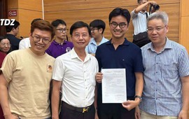 Bức ảnh chụp tại Trường Đại học Y Hà Nội đang gây bão mạng xã hội từ chiều hôm qua: Đúng là hổ phụ sinh hổ tử!