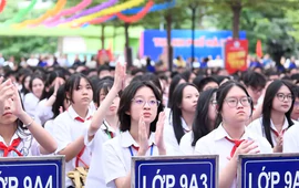 Trường học công lập ở Hà Nội được phép thu những khoản nào?