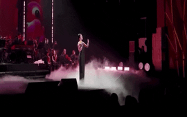 Ca sĩ Việt hát một show thu nửa tỷ: Chỉ nhờ giọng hát mà giàu kếch xù, 2 căn biệt thự gây choáng ở TP.HCM lẫn Hà Nội