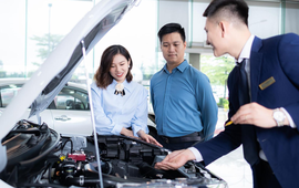 Phía sau cuộc đua ô tô giảm giá cả trăm triệu