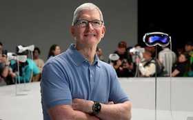 Apple và cơn bĩ cực sau 16 năm: Từ dòng người háo hức mua iPhone đến màn ra mắt thảm hại của kính thực tế ảo
