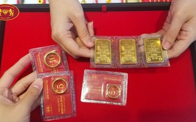 Giá vàng vượt ngưỡng 4.230 USD/ounce trước thềm dữ liệu quan trọng của Mỹ