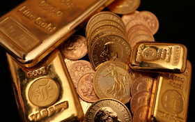 Ngày 23/1: Giá vàng áp sát ngưỡng 5.000 USD, thiết lập kỷ lục mới