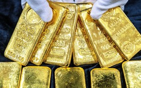 Giá vàng vượt 5.400 USD/ounce