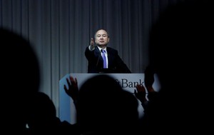 SoftBank của tỷ phú Masayoshi Son đang gặp khó khăn