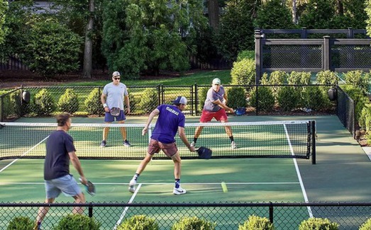 Chuyên gia bất động sản: Sân pickleball trong vườn trở thành “phụ kiện” nâng giá căn nhà, giới nhà giàu đang cực chuộng!